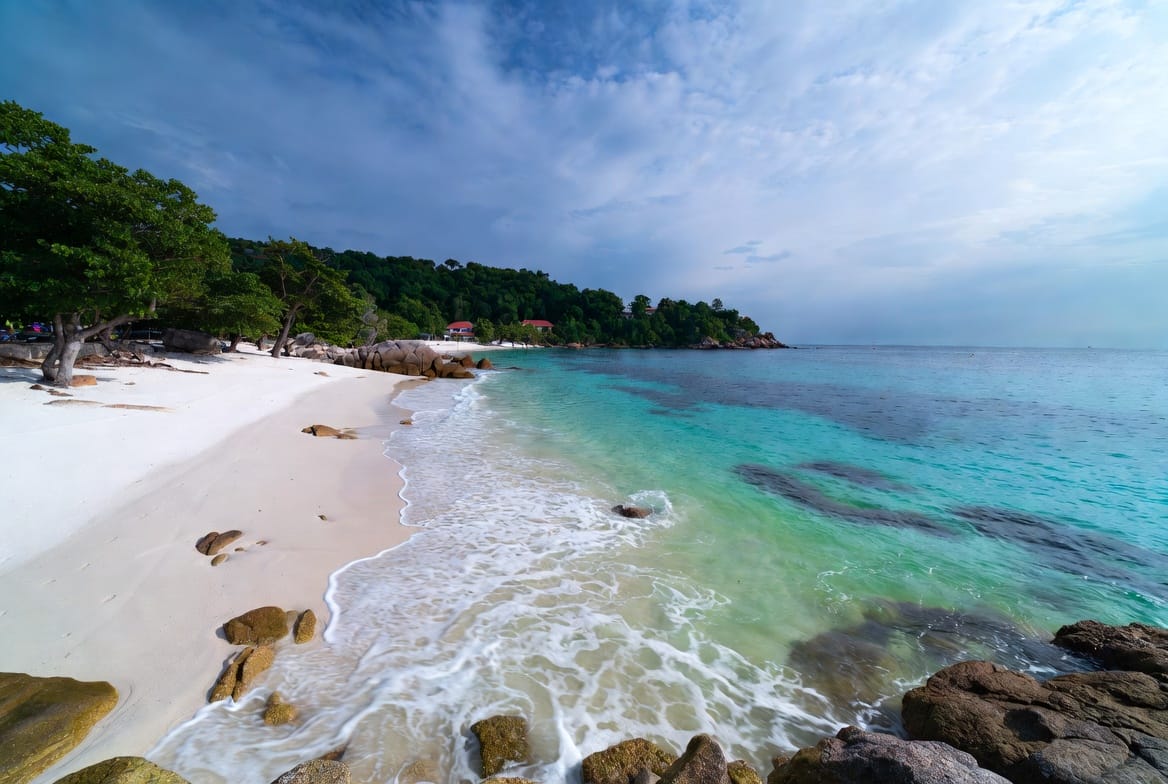 Sai Kaew Beach on Koh Samet with white sand and clear turquoise water