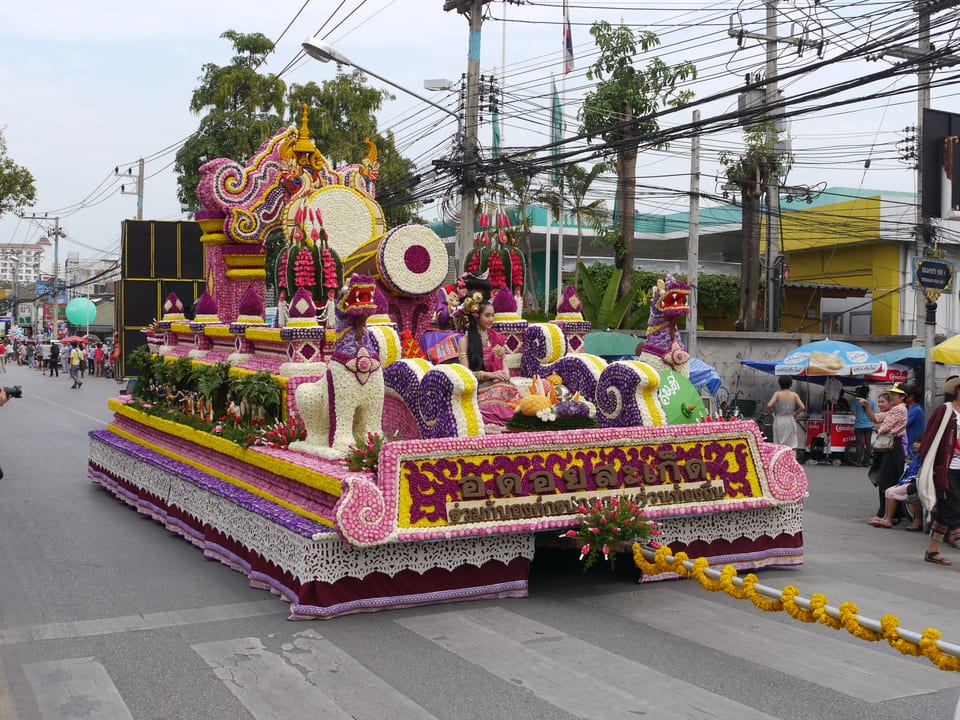 Actual parade float, 2 February 2013